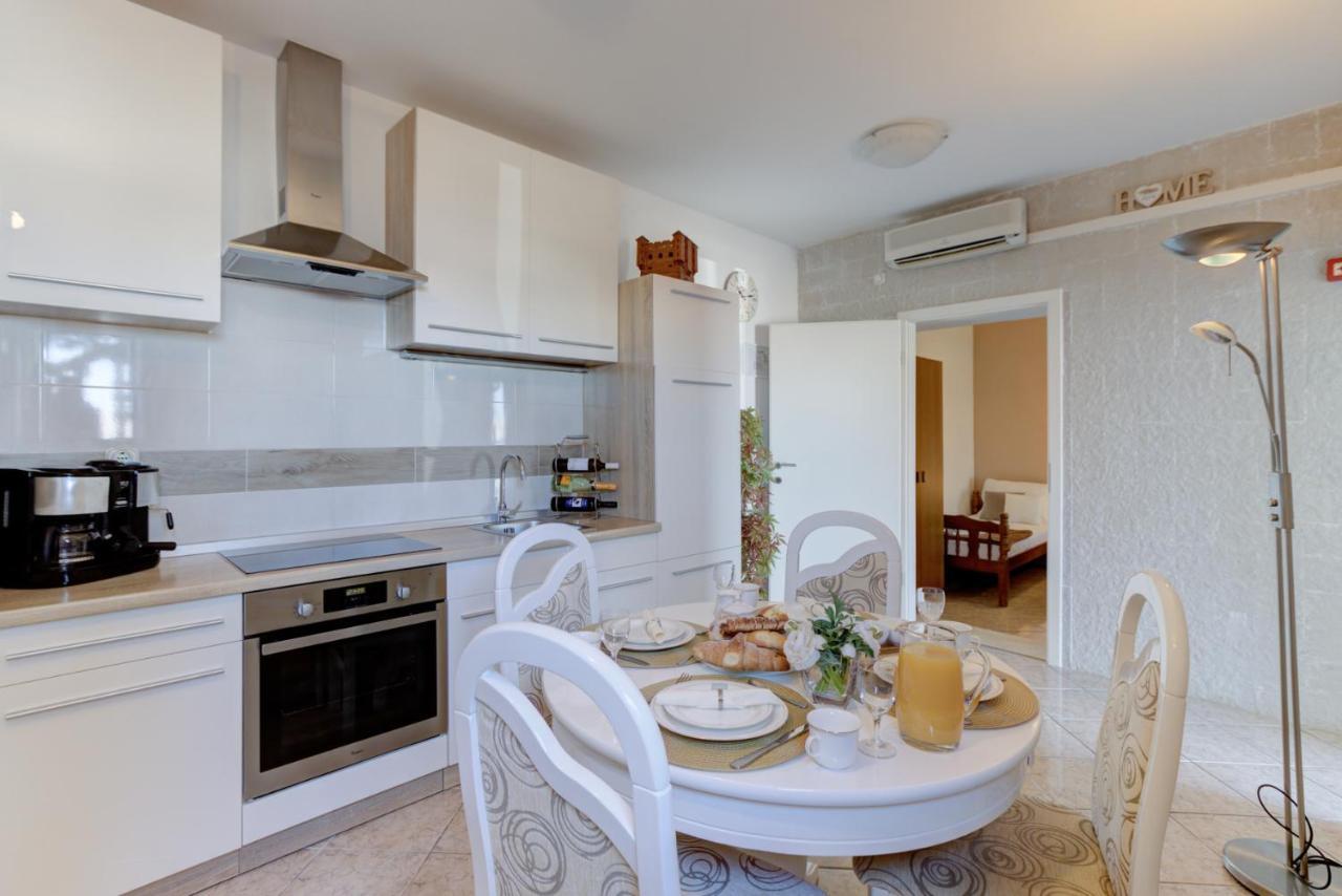 Apartments Matia Senj  Ngoại thất bức ảnh