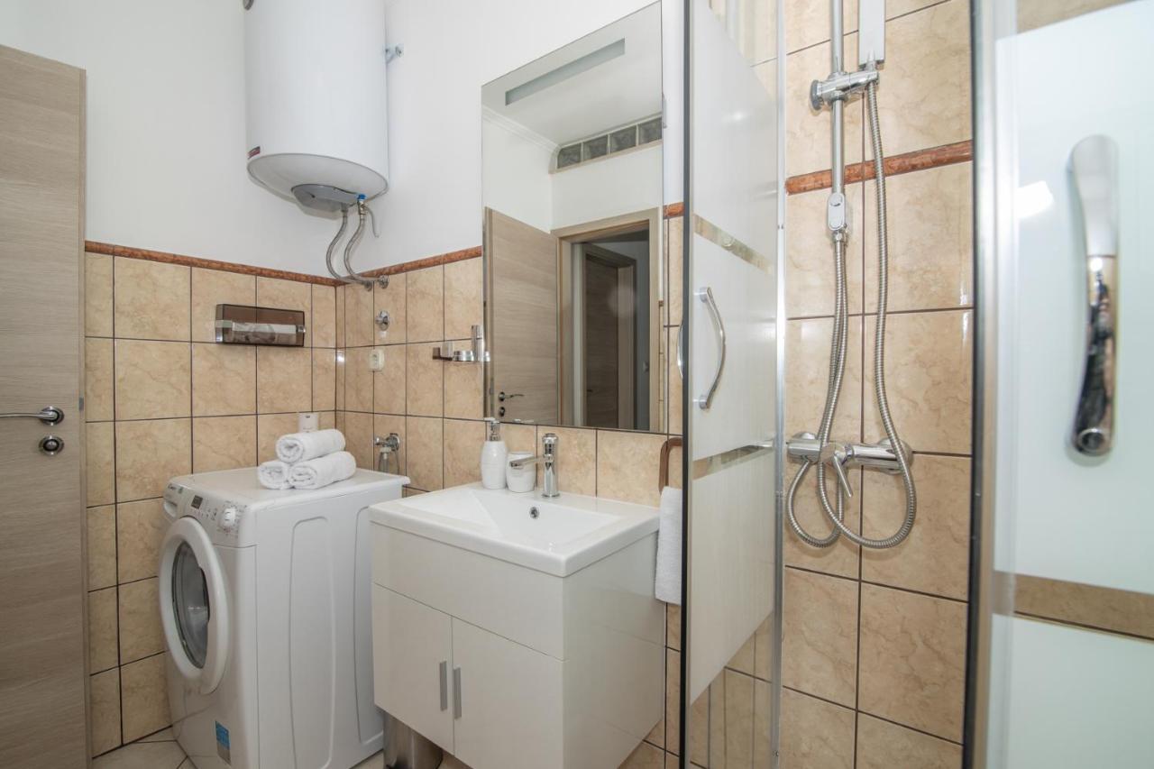 Apartments Matia Senj  Ngoại thất bức ảnh