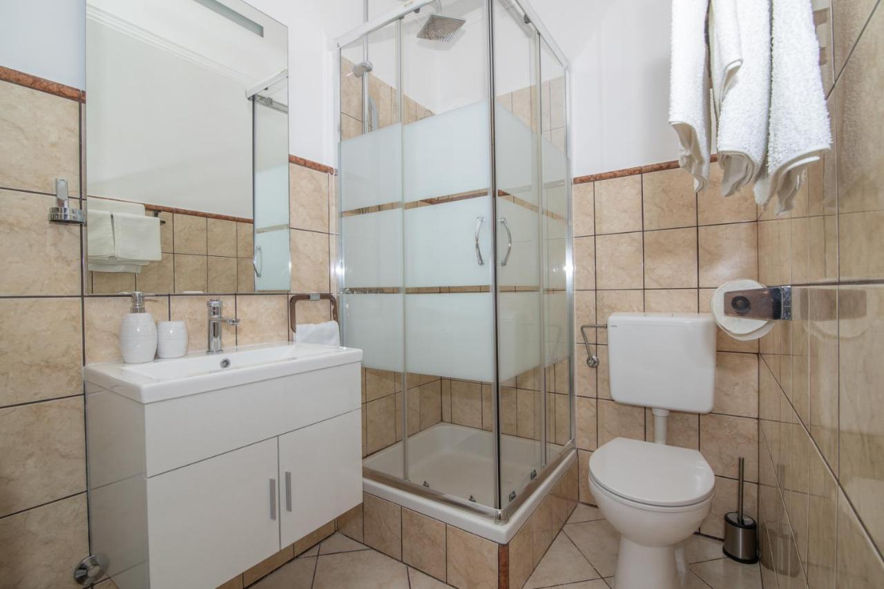 Apartments Matia Senj  Ngoại thất bức ảnh